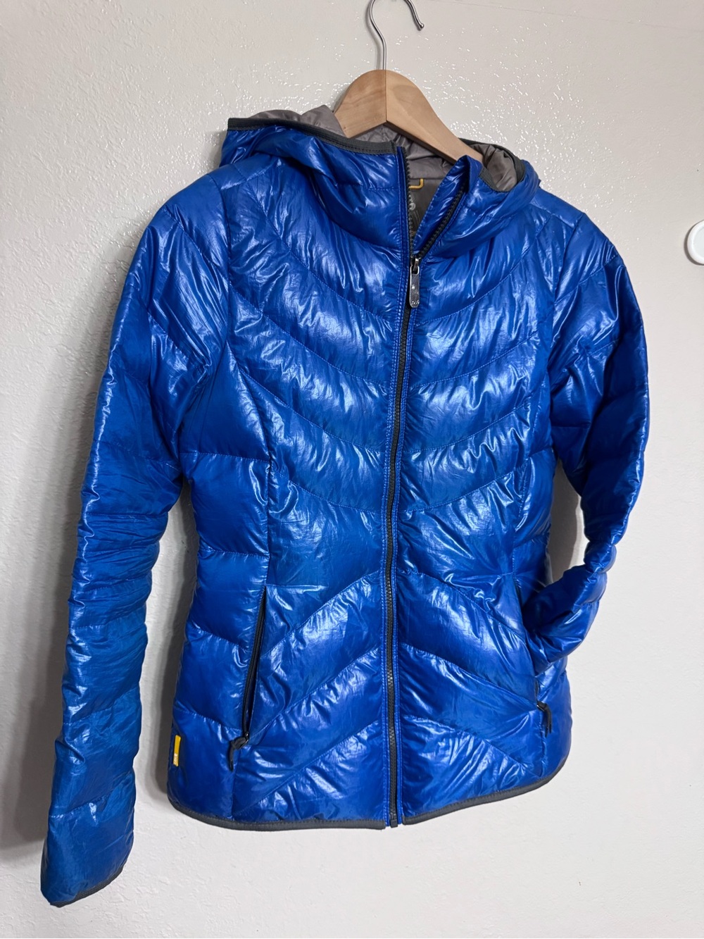 Lolë Women's Royal Blue Puffer Jacket with Hood